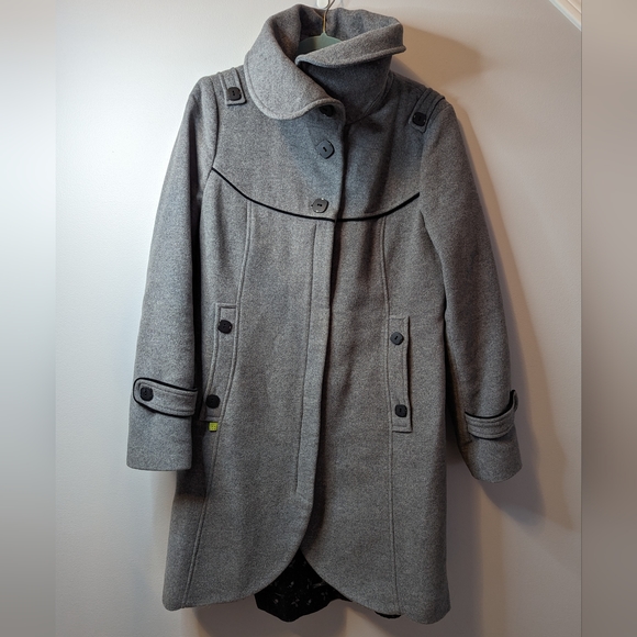 **SOLD** Soia & Kyo Wool Jacket - Picture 4 of 11